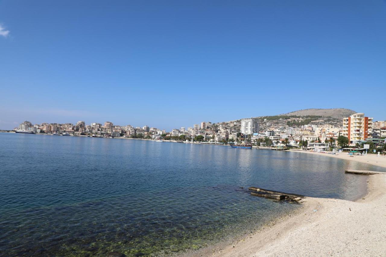 Luxury Seafront Apartments Sarandë Exteriör bild